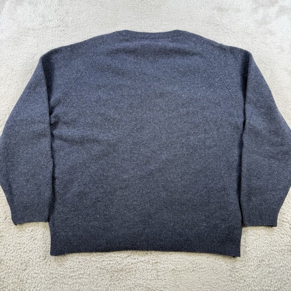 VTG LL Bean Sweater Mens Medium Blue 100% Lambs Wool V-Neck Lightweight Pullover - Picture 7 of 8